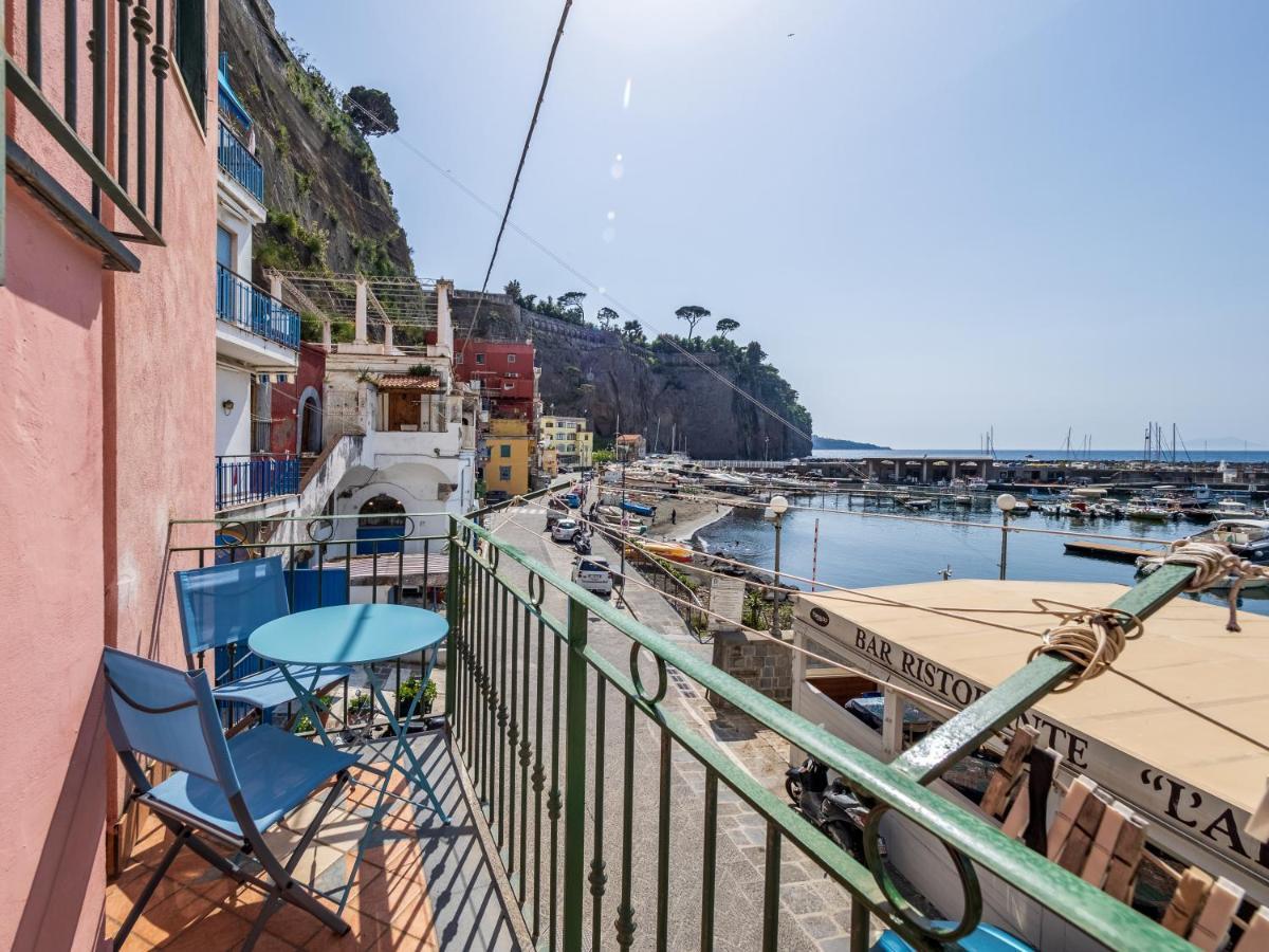 Casa Mariarosa - Seaside Apartment With Balcony Пиано ди Соренто Екстериор снимка